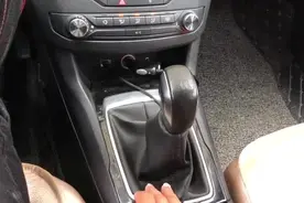手动挡1挡换2挡技巧，老司机都这样操作，比驾校学的实用视频封面