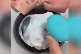 女生拿不准化妆的效果，先拿家里的茄子练练手！