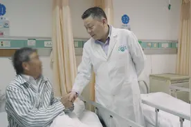 “肺癌克星”吴一龙：誓将肺癌变成慢性病，想建看病不要钱医院视频封面