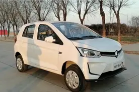 雷丁低速电动四轮车，老年人也能开汽车，给老爸的怎么样？视频封面
