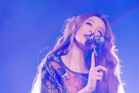 田馥甄现场版《日常》，这声音酥到人尖叫，太好听了视频封面