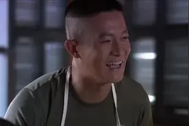 小鱼做汤给师傅喝，竟放泻药，害得师傅闹一夜肚子！视频封面