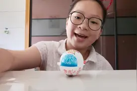 今天测评男生版的健达奇趣蛋