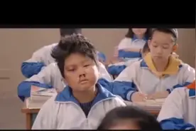 同桌的你，告诉我们青梅竹马是什么！！视频封面