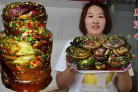 正宗农家“腌茄子”这样做超级好吃，只加一种调料，放一年也不坏