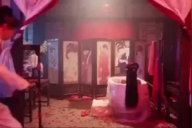 无意闯进美女闺房，小伙装瞎子想蒙混过关，谁知美女却不让小伙走视频封面