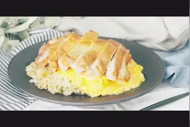 蒜香鸡肉蛋包饭教程，教你一步步做美味蛋包饭