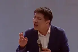 张雪峰对郑州胡辣汤这样的评价也是没谁了，网友：哥你真牛