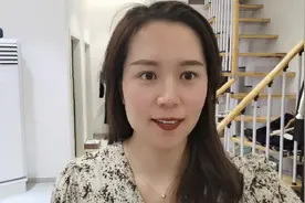 今年流行咸菜绿你们入手了吗？梅子教你如何搭配咸菜绿显白又高级