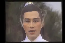 灰衣老头武功了得，却不料大太监厉害无比，结果竟被打得落荒而逃视频封面