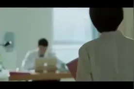 潘多拉：美女找到男医生，竟让小伙给她检查身体，小伙这下幸福了视频封面