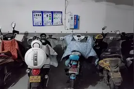 球球电瓶车没电推回来充电，1元充6个小时视频封面