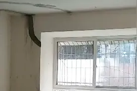 6年之争！灾后安居房出现裂缝 专家称可居住 业主坚持称是危房视频封面