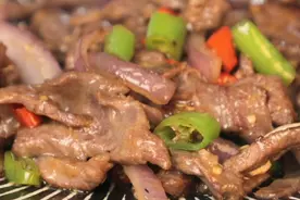 辣椒孜然炒牛肉爽爆滑嫩