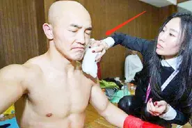武僧一龙姐姐实力有多强？一般男人不是她对手，为了弟弟奉献太多视频封面