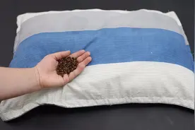 抓把花椒放在枕头底下，这用途真厉害，花钱也买不到，回家试试视频封面
