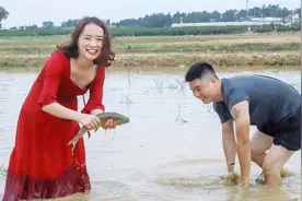 农村河里的5大野味，80、90后的回忆！全吃过的人估计不多！视频封面