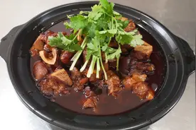 炖牛脚只要掌握这几个技巧，即使是厨艺小白也能做大厨。视频封面