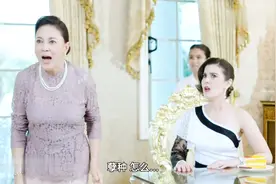 奶奶以为孙子不在家，竟当众辱骂孙子是孽种，不料孙子凑巧在身后视频封面