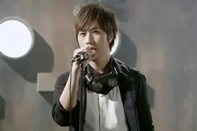 五月天演唱的《现在就是永远》MV，有我的陪伴你再也不孤单！视频封面