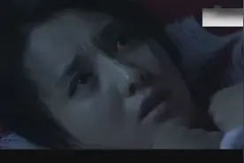 女学生睡的床动静太大，美女一晚上都没睡着，害怕床塌下来