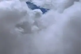 马航MH370失联前的最后真实录音，以及最后时刻。让人匪夷所思！视频封面