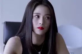 弟弟迷恋女上司，不料姐姐竟亲自跑公司看，最后被女上司吓唬走视频封面