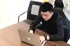 老板娘脚太臭了，结局太搞笑了视频封面