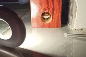 铁艺实木扶手安装，看起来容易，做起来难，细节处理是关键视频封面
