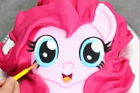 牛人把小马宝莉做成蛋糕，简直是小女孩的最爱，你认识她吗？视频封面