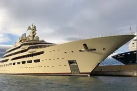 俄罗斯首富6亿美元的德国Lürssen 157 m，Dilbar号超级游艇视频封面