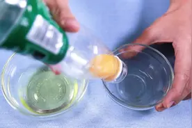 把鸡蛋塞到矿泉水瓶里,解决了很多人的难题,实用又省钱!_视频封面