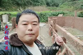 猛哥学养殖，网友需要的猪槽做法就这么简单，值得你们收藏！视频封面