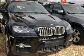 Leo发现一台v6柴油版宝马X6，售价13万，想捡漏的过来看看！视频封面