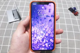 iPhone专用的3张实况锁屏，不仅会动，而且还能省电！视频封面