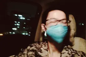 五菱宏光车内加装网易蓝牙装置，车主:真香，可以直接听手机歌了