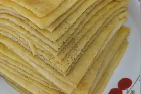 玉米面薄饼，香软好吃而且做法简单，夹菜抹酱都可以，一学就会视频封面