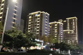 河南县级市建成区面积最大的城市，禹州。看看禹州的夜景。视频封面