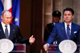 普京访问意大利，呼吁利比亚冲突各方停火视频封面