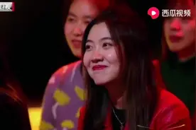裸辞县委书记陈行甲致敬妻子，一句“没事，我养你”感动全场视频封面