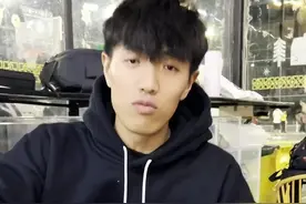 所以你知道元年和复刻的区别在哪了吗？#科比青蜂侠 #可以才说 #球鞋文化