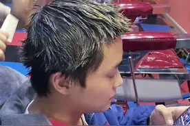 全头小卷烫发。@抖音短视频 #黑人烫 #NBA球星发型视频封面