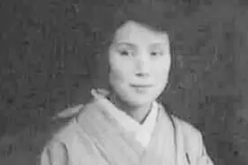 她是日本女子嫁到中国后：改姓随丈夫，不教子女说日语！视频封面