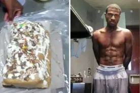 监狱大厨！因谋杀入狱的美国男子在牢房里制作美食走红视频封面