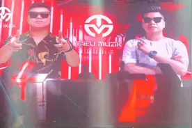 泰国曼谷夜店DJ TRIỆU MUZIK视频封面