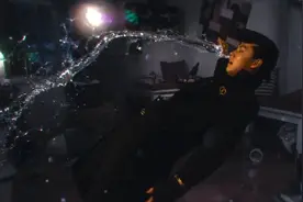 《JOJO的奇妙冒险：不灭钻石》真人版：大叔可以让时间停止~视频封面