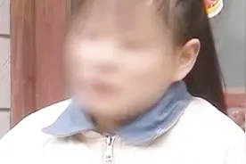 女子主动告诉男友自己家庭贫困，他嘴上说不介意，后面却提出分手视频封面