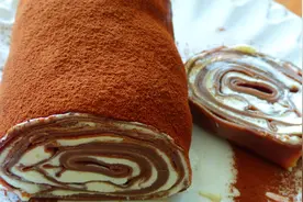 外面超火的毛巾卷蛋糕，2分钟教你在家做，香甜绵软，方法超简单