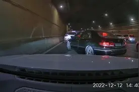 举报交通违法：晋K26446和晋K5938G@山西交警总队 @太原交警视频封面