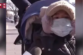 警惕儿童玩手机成瘾！近视发生年龄提前至3到7岁视频封面